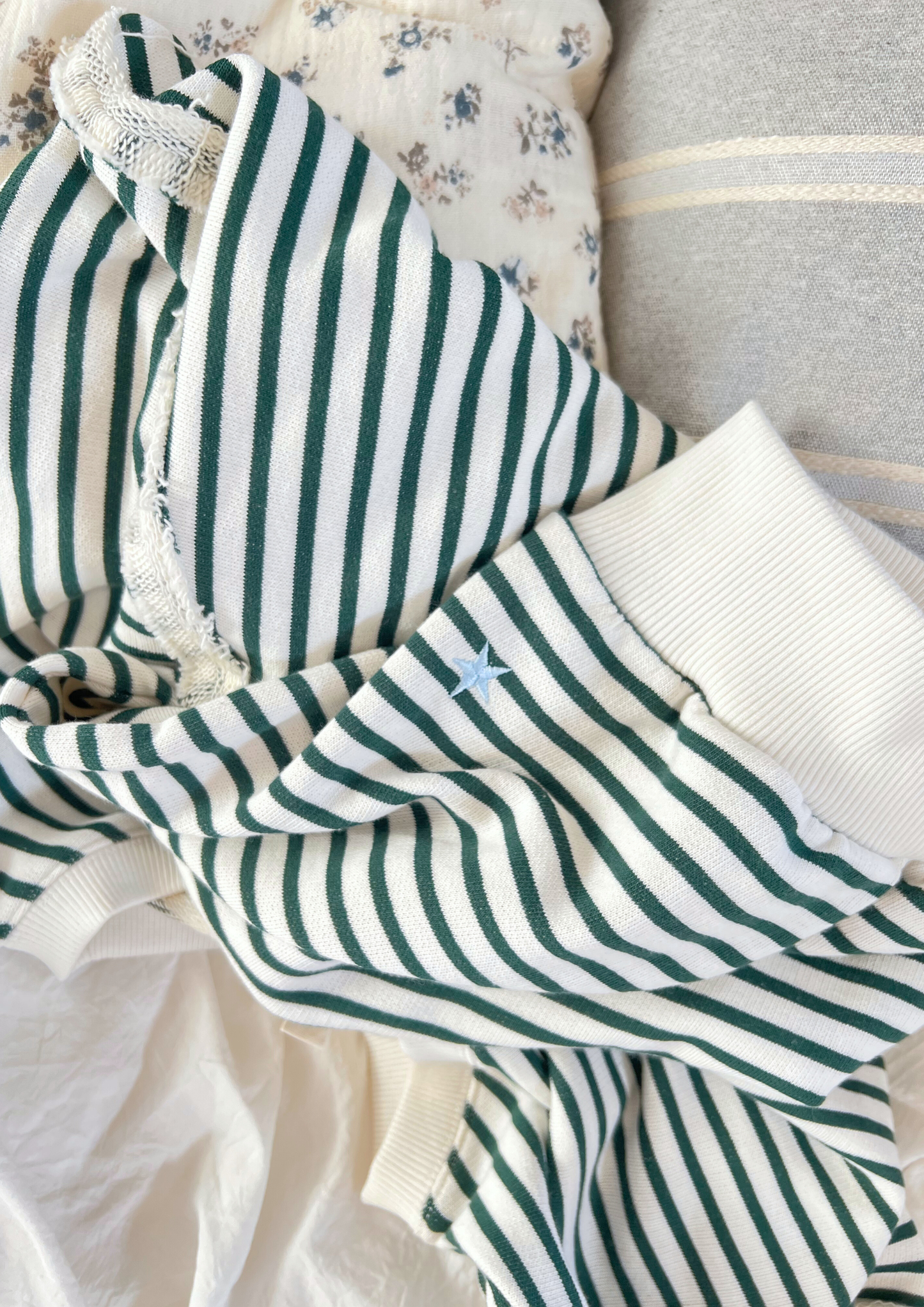 Edie Beach Sweater Vintage Green Stripe