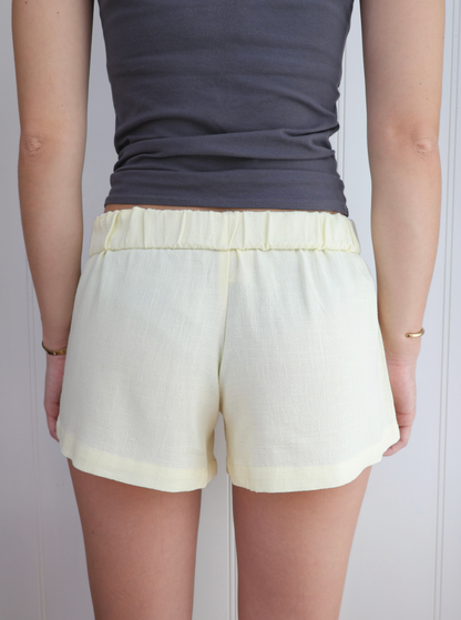 Sophia Shorts Pale Yellow