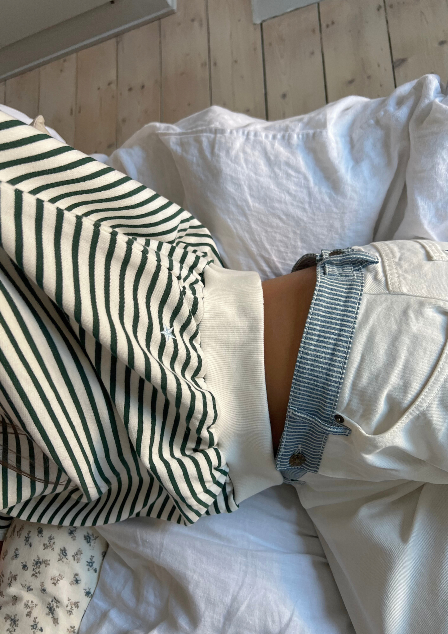 Edie Beach Sweater Vintage Green Stripe